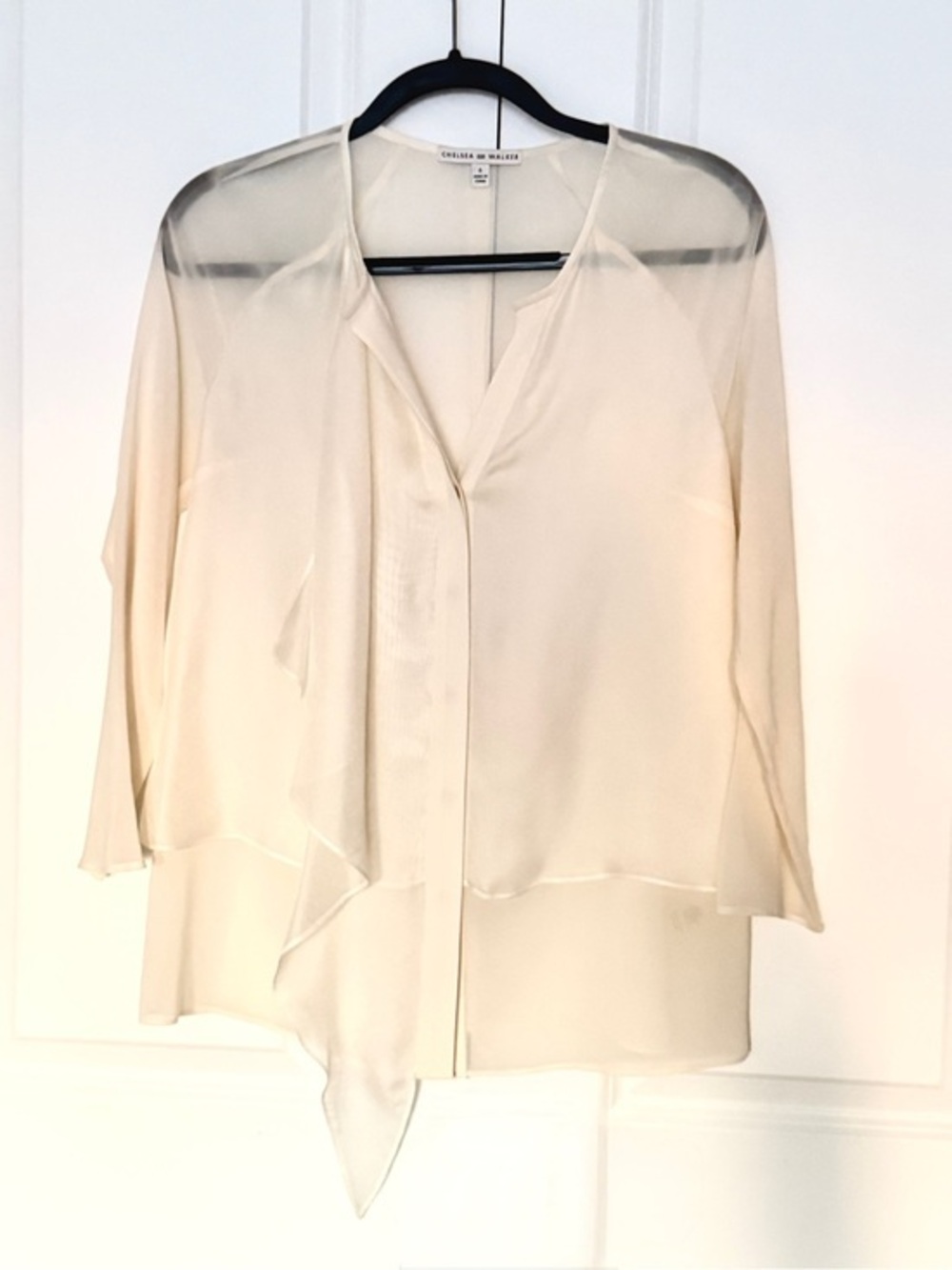 Chelsea and Walker Ivory Silk Asymmetrical Flowy Sheer Blouse Top Size 6